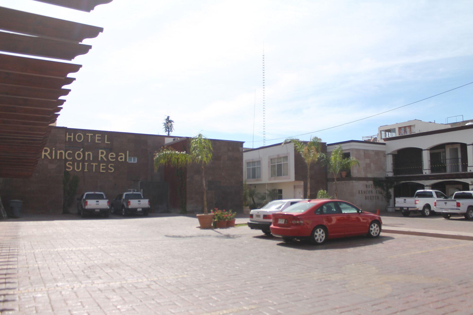 Hotel Rincon Real Suites Durango Exterior photo