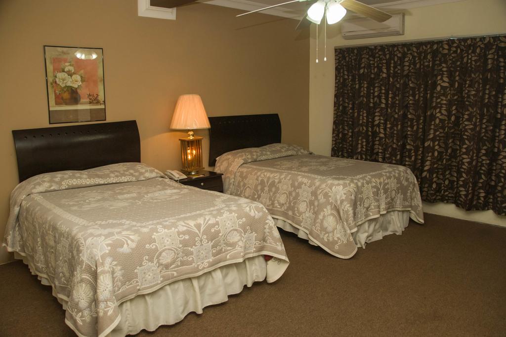 Hotel Rincon Real Suites Durango Exterior photo